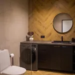 Sun Side Apartment