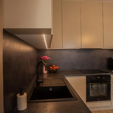 Sun Side 아파트 *